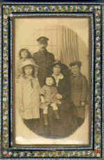 Dann family.jpg (43239 bytes)