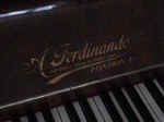 Piano5.jpg (47477 bytes)